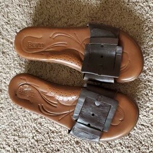 8M dark brown leather upper slides